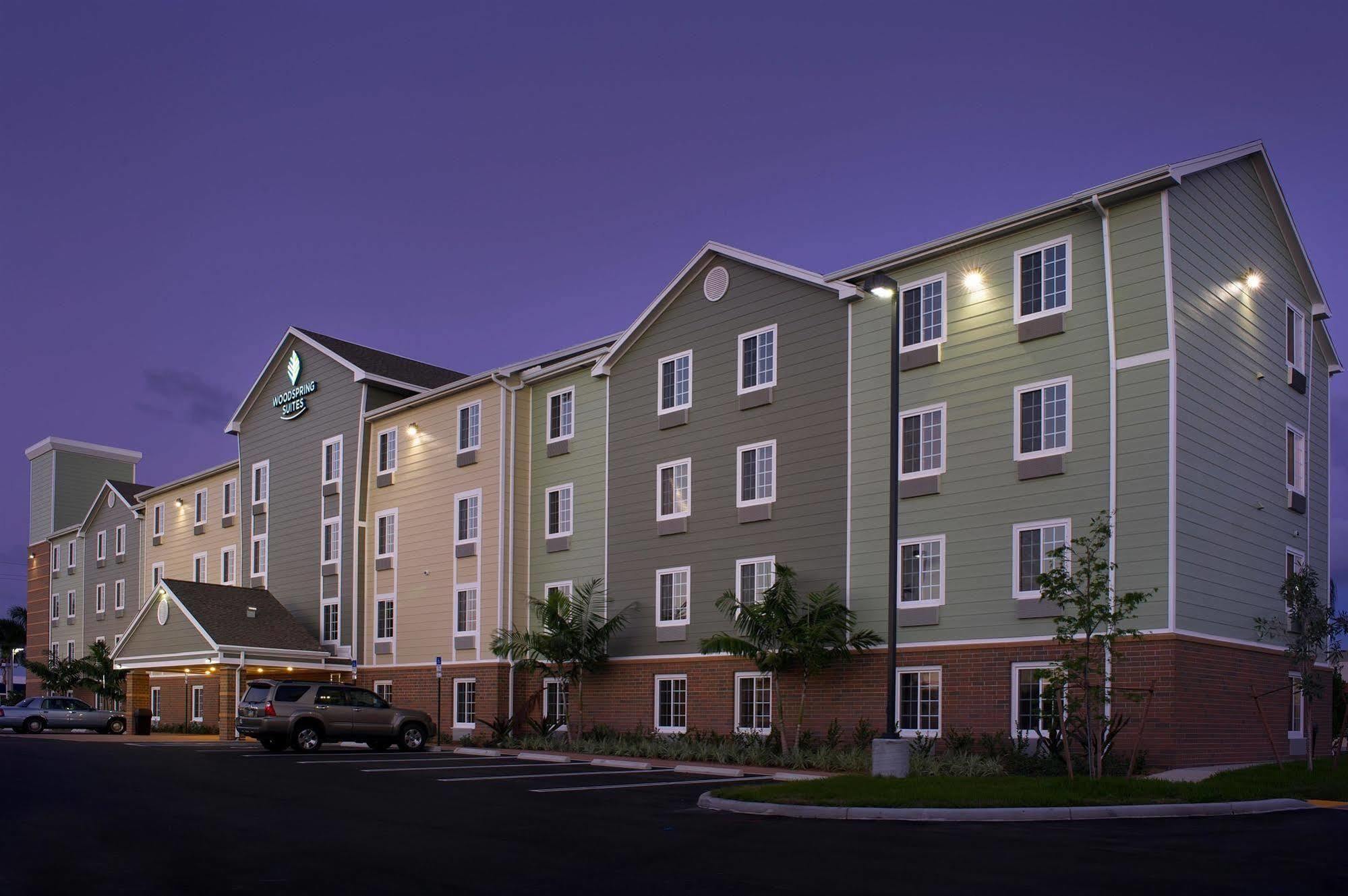 Woodspring Suites Lake Worth Lake Worth Beach Eksteriør bilde