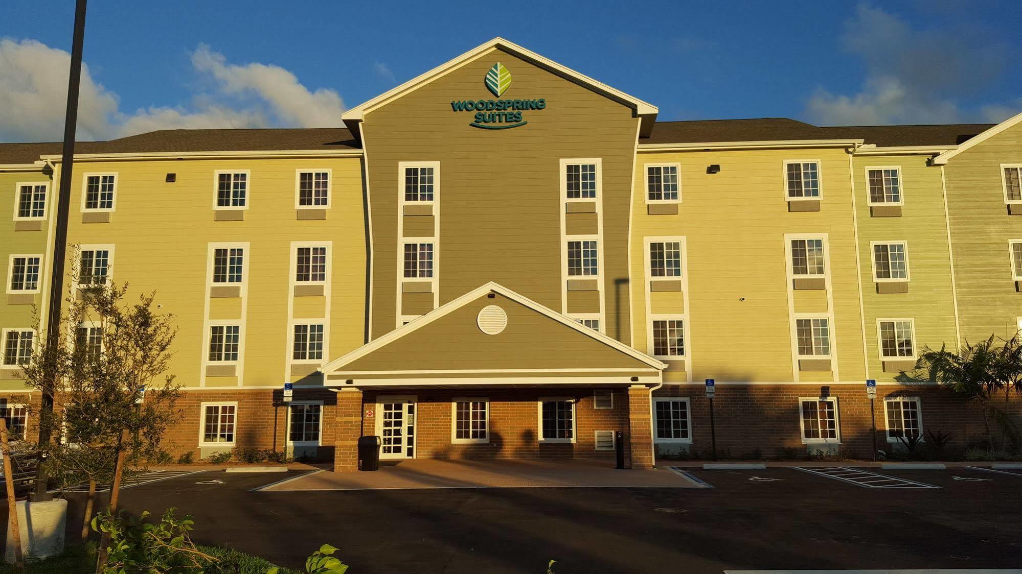 Woodspring Suites Lake Worth Lake Worth Beach Eksteriør bilde